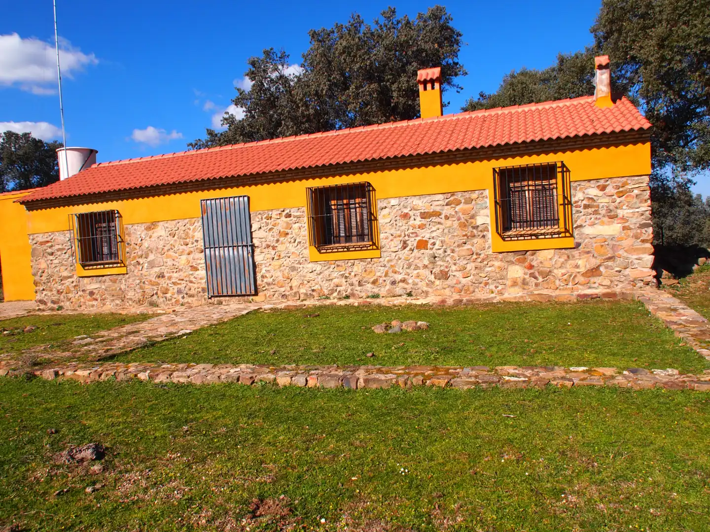 Country house zum Verkauf in Santa Olalla del Cala