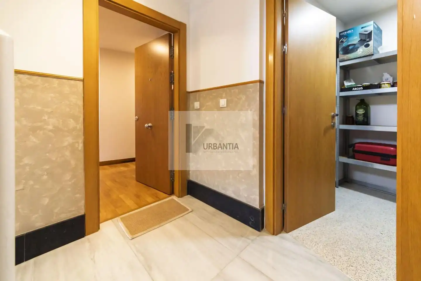 Flat for sale in Iza / Itza  with Heating, Parquet flooring and Storage room