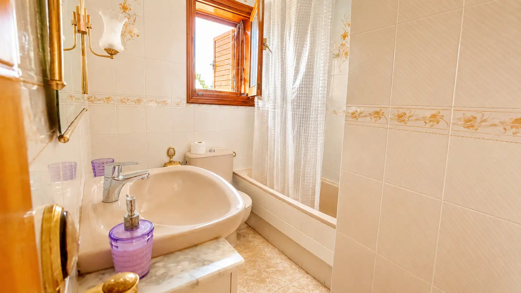 Badezimmer von Einfamilien-Reihenhaus zur Miete in San Javier mit Klimaanlage, Privatgarten und Terrasse
