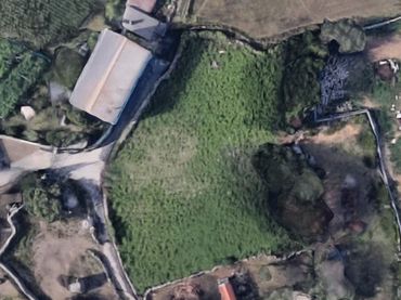 Lands and plots for sale in Carreira
