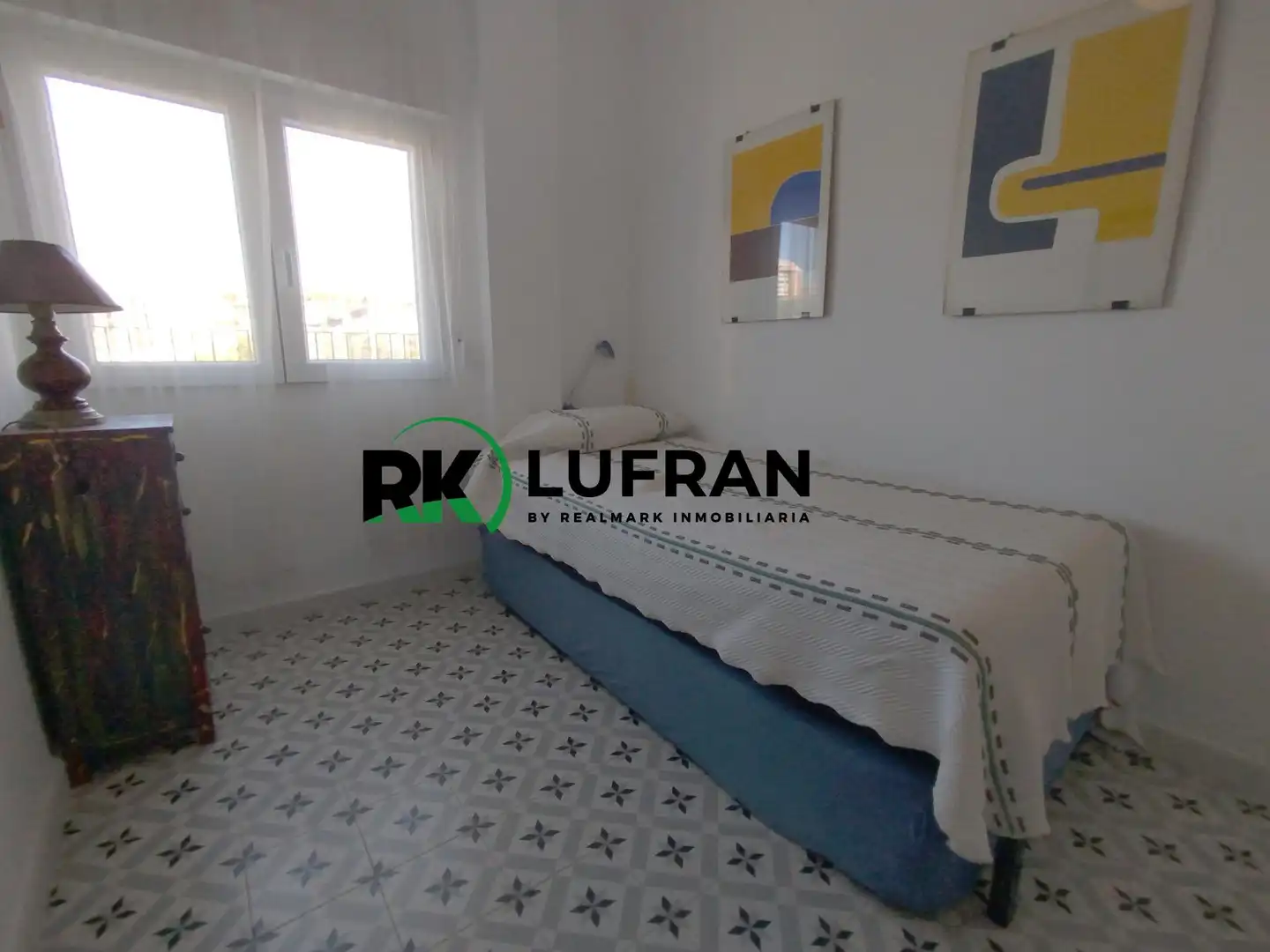 Habitación de Piso en venta en Alicante / Alacant con Aire acondicionado y Balcón