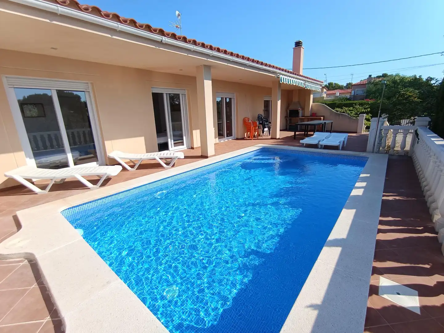 Villa avec piscine à vendre à Carrer RAMON XIFRA RIERA-3 CALES