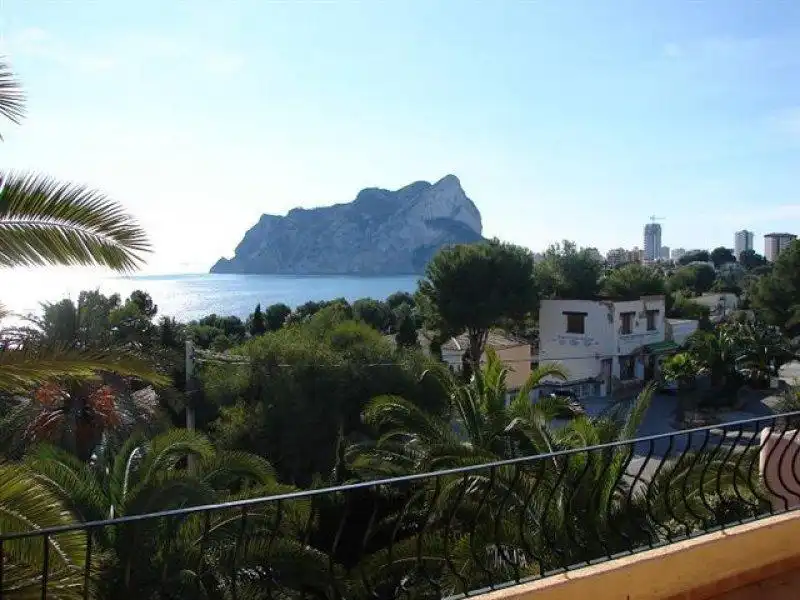Casa con jardín en venta en Canuta, imagen 4