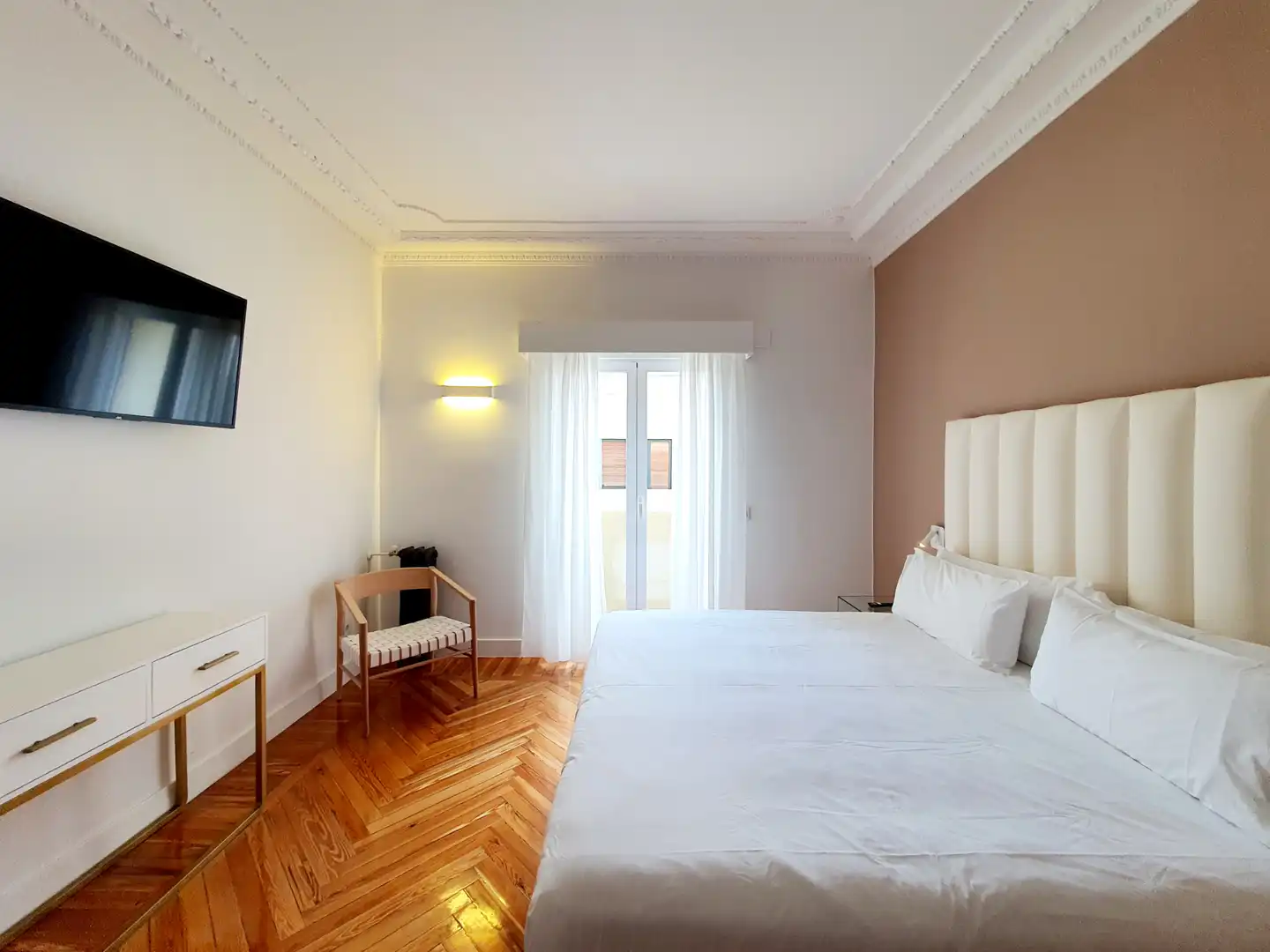 Bedroom of Attic for rent in Madrid  with Air Conditioner, Heating and Private garden