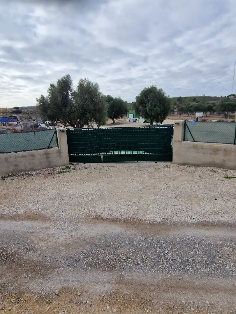 Jardín de Terreno en venta en Alicante / Alacant