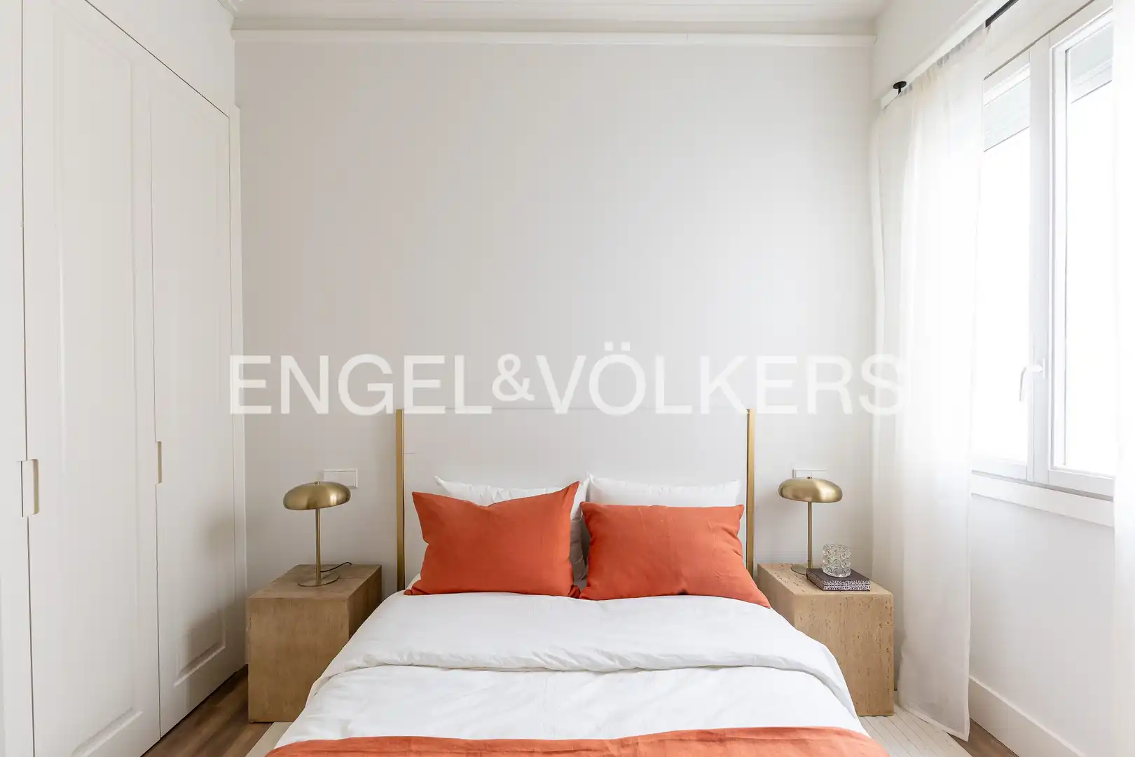 Schlafzimmer von Wohnung zum Verkauf in Madrid mit Klimaanlage, Heizung und Balkon