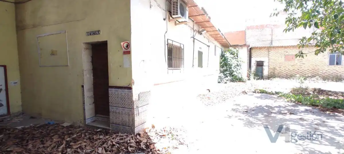 Industrial buildings for sale in Puerto Serrano