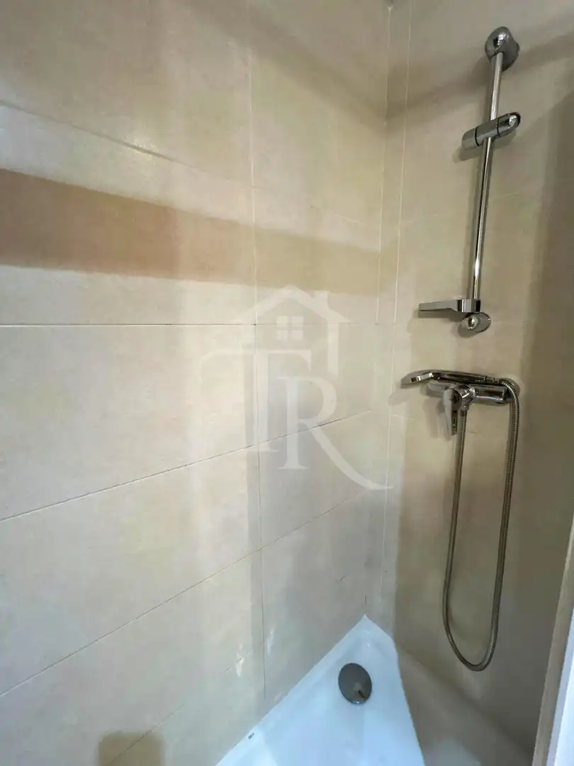 Baixos amb piscina en venda a Roda de Barà, imagen 16