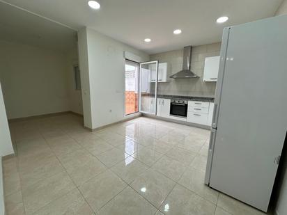 Kitchen of Flat for sale in Utrera