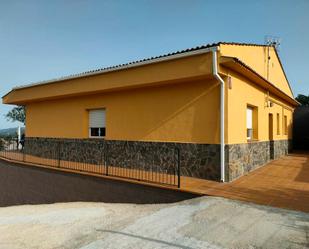 Vista exterior de Casa o xalet en venda en Riells i Viabrea amb Calefacció, Jardí privat i Terrassa
