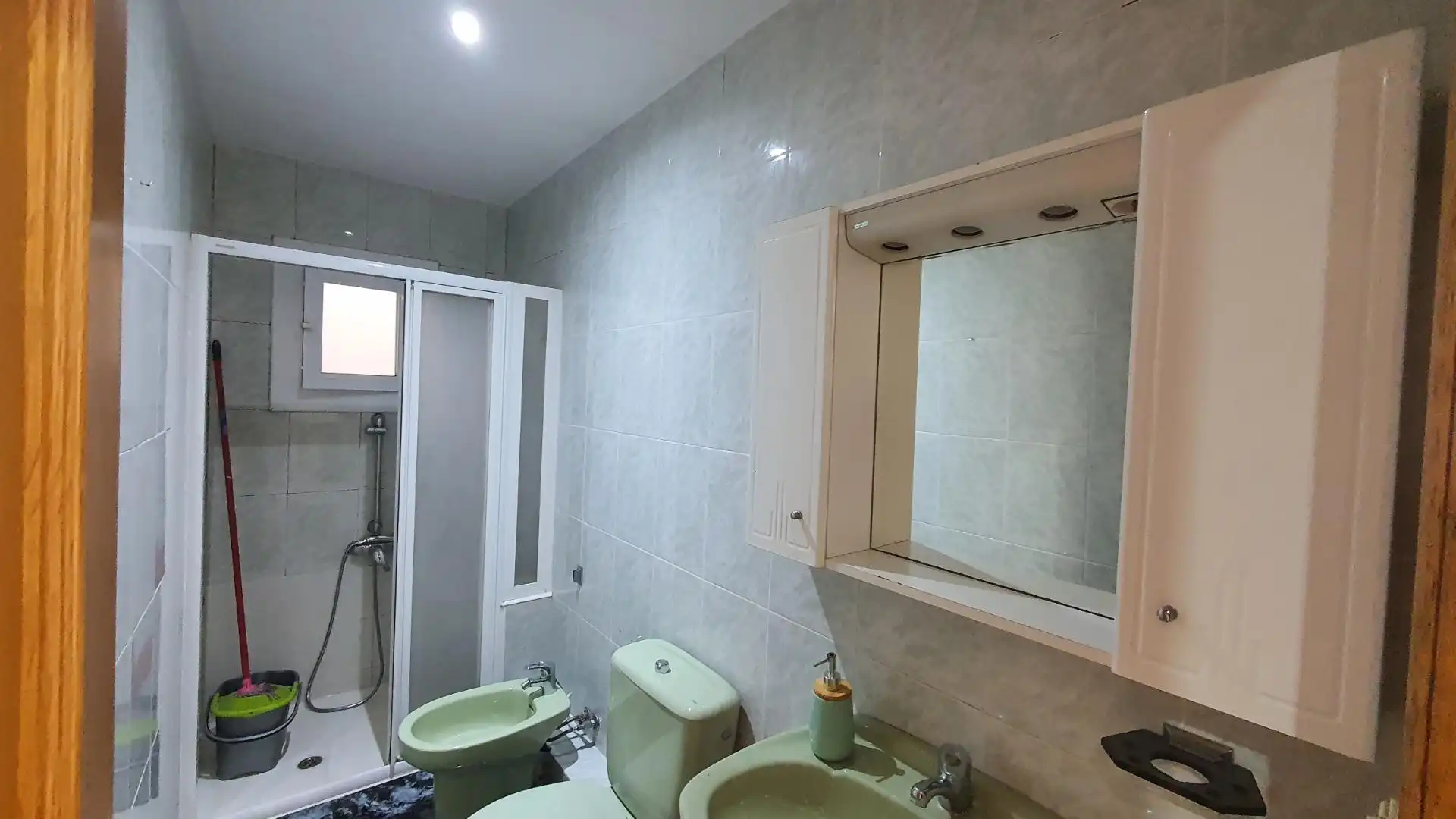 Bathroom of Flat for sale in Canet de Mar  with Air Conditioner, Parquet flooring and Balcony