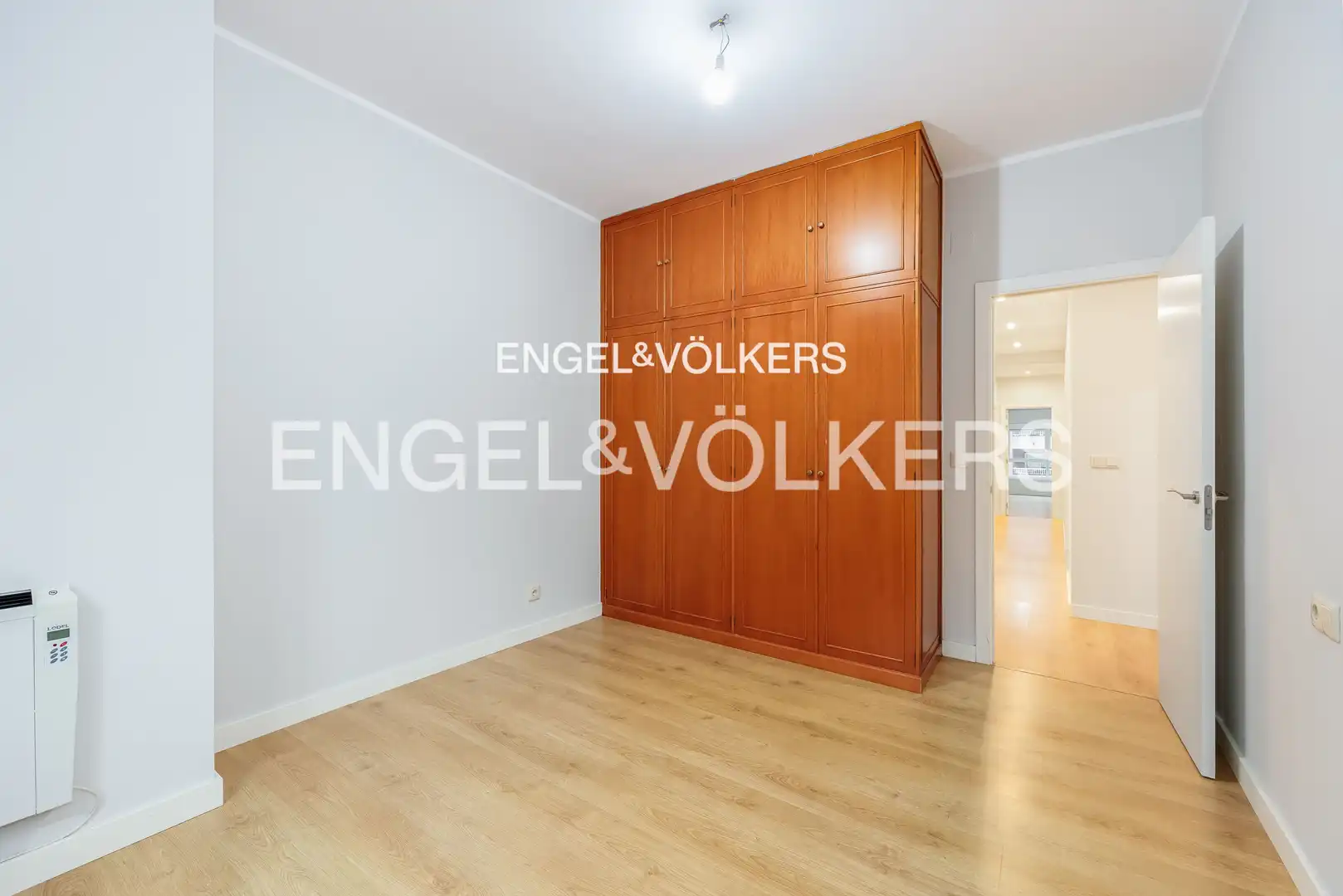 Habitación de Piso en venta en Vigo  con Calefacción, Terraza y Balcón