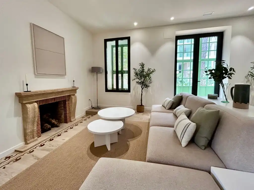 Sala de estar de Apartamento de alquiler en Dénia con Aire acondicionado, Jardín privado y Terraza
