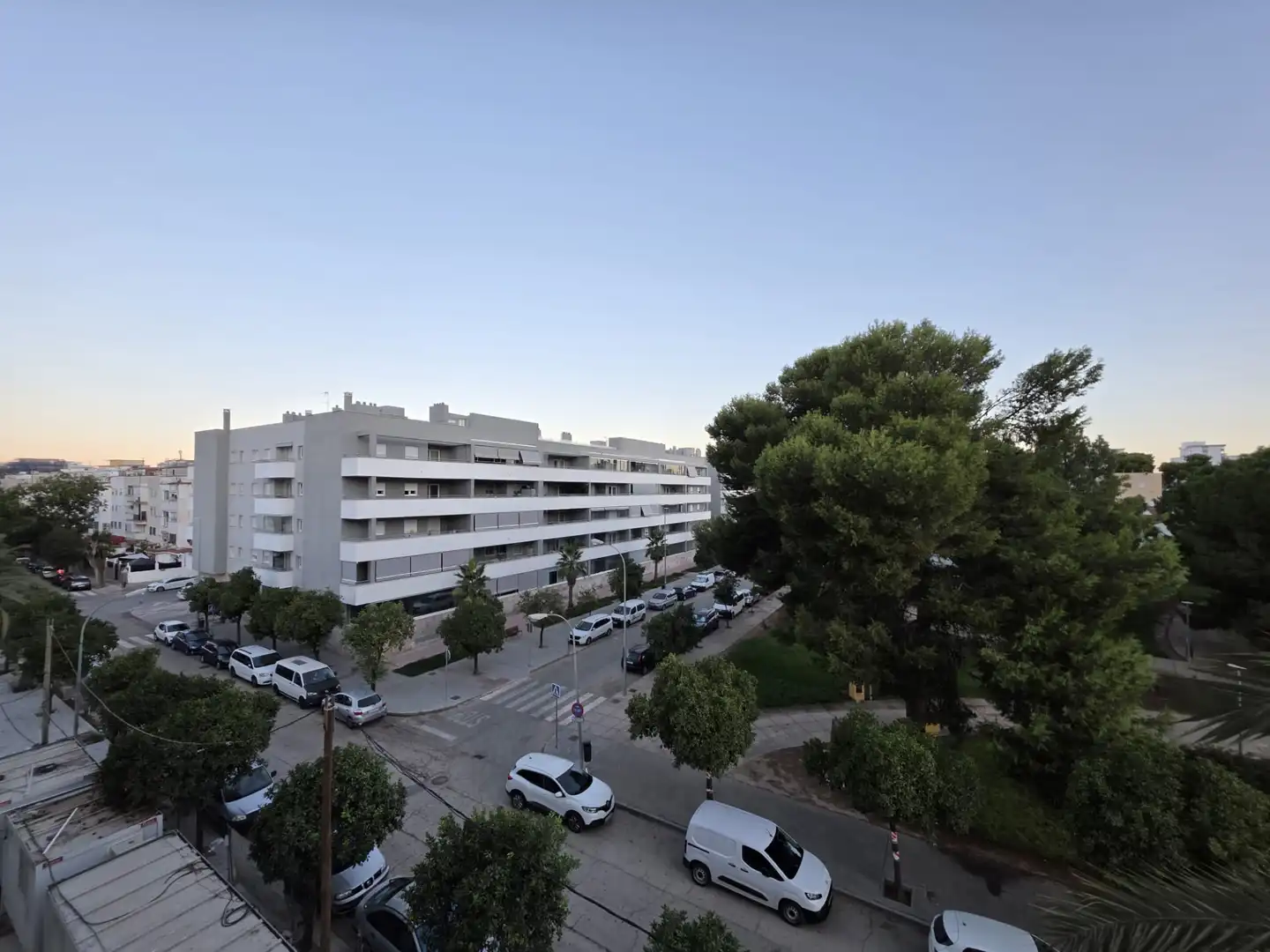Vista exterior de Pis en venda en Jerez de la Frontera amb Terrassa i Piscina comunitària