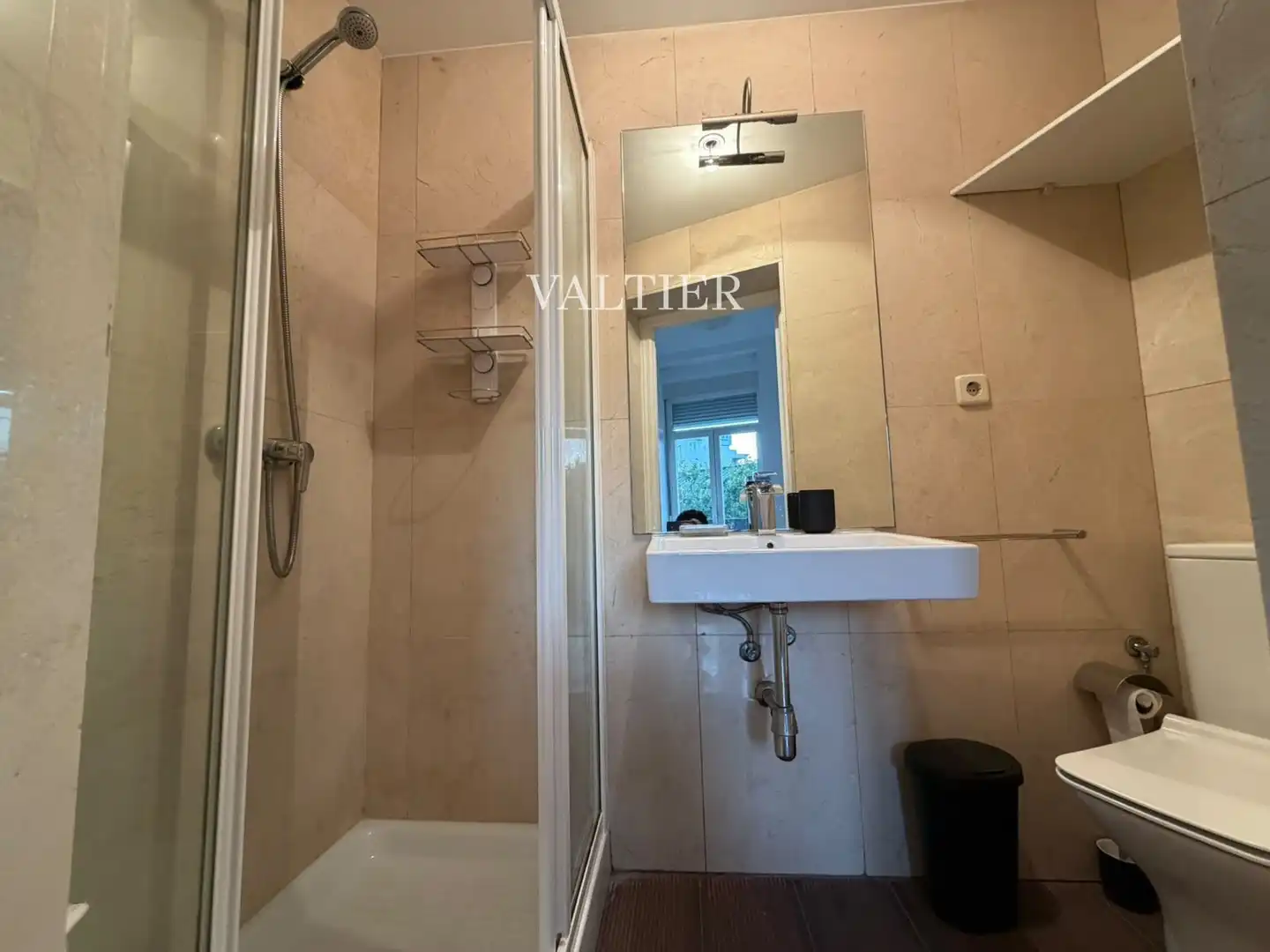 Flat for rent in ALFONSO XII, Jerónimos
