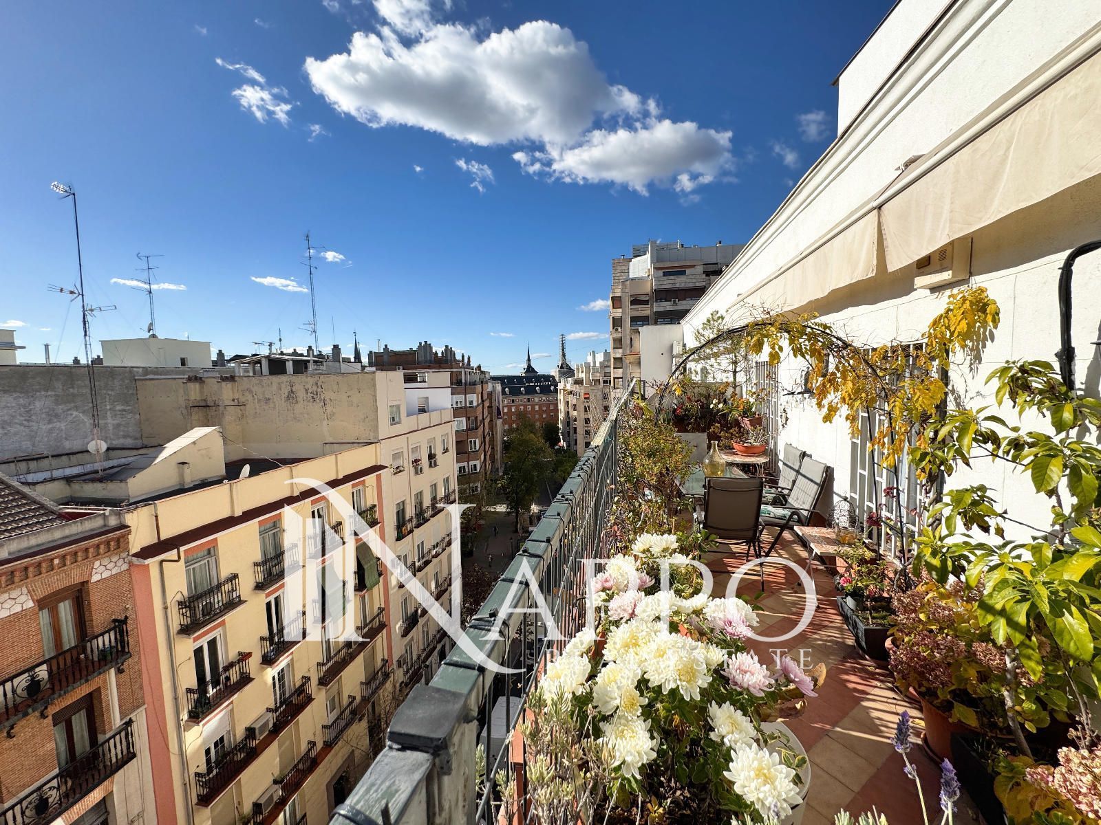 Terrace of Attic for sale in  Madrid Capital  with Air Conditioner, Heating and Parquet flooring
