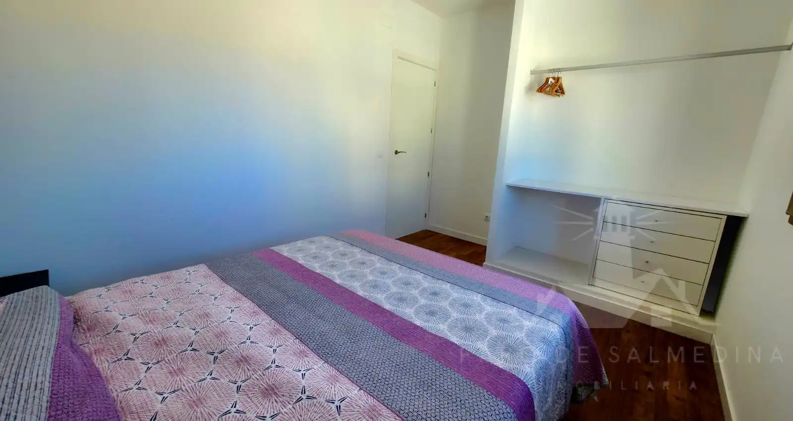 Dormitori de Casa o xalet en venda en Chipiona amb Aire condicionat i Moblat