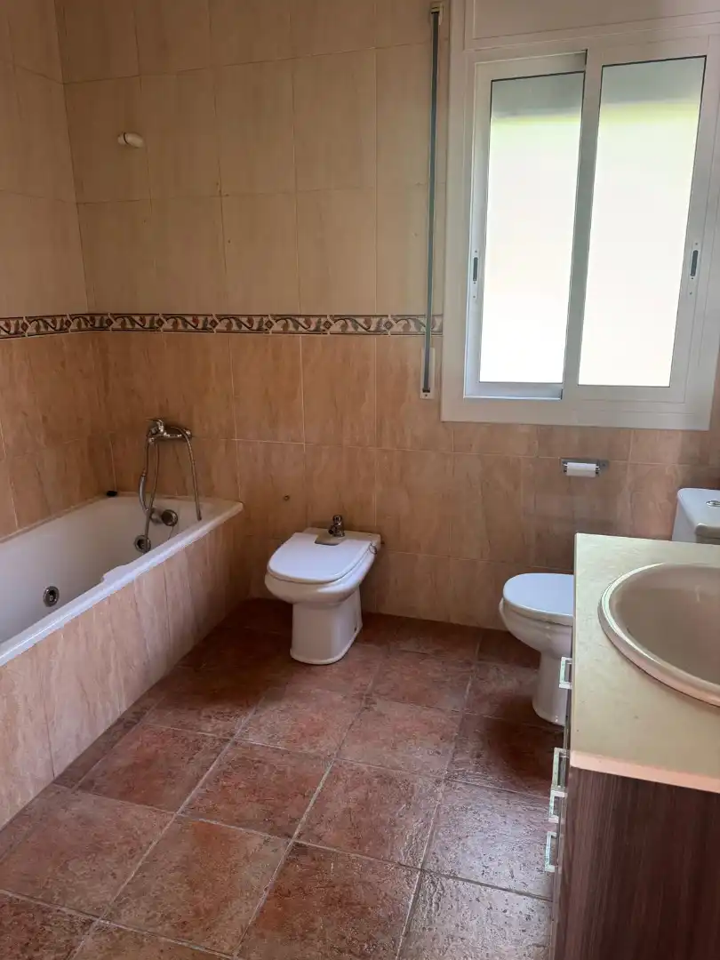 Bany de Casa o xalet en venda en Cànoves I Samalús amb Calefacció, Jardí privat i Terrassa