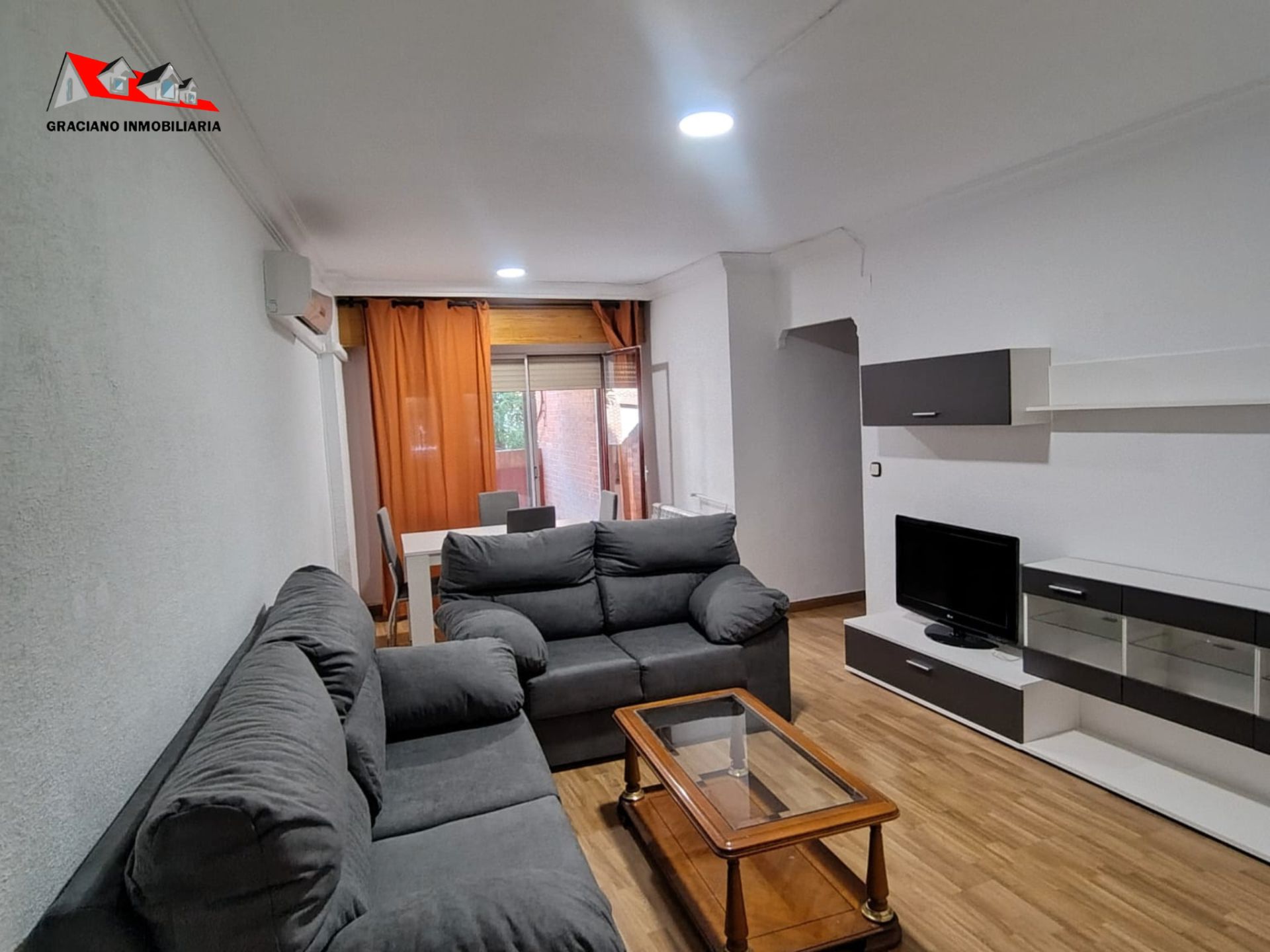 Sala d'estar de Pis en venda en  Albacete Capital amb Aire condicionat, Calefacció i Terrassa