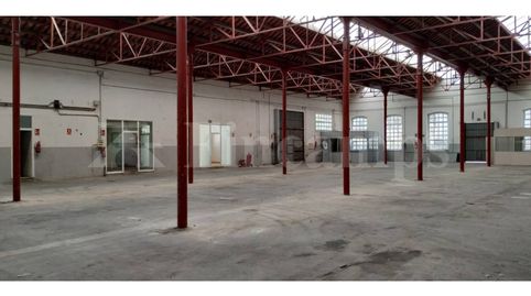 Foto 5 von Fabrikhallen zur Miete in Calle Can Quadres, 41, Sol i Padris - Sant Oleguer, Sabadell