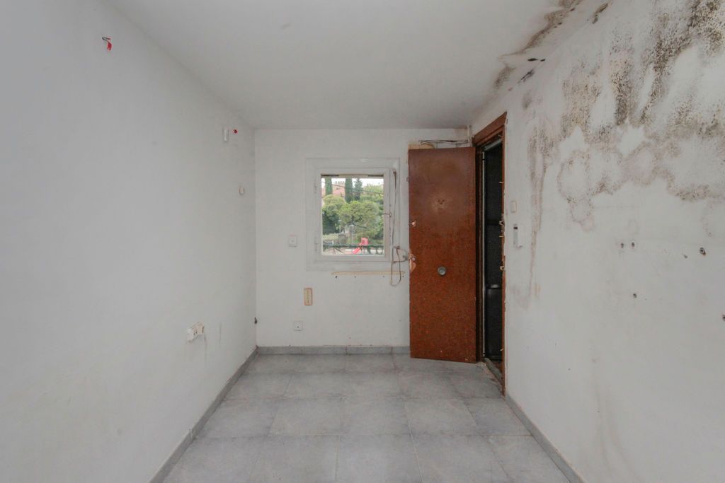 Flat for sale in Ripollet