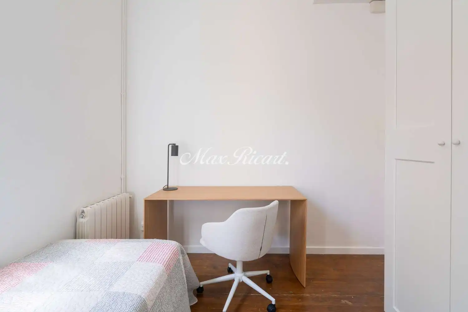 Bedroom of Flat for rent in Barcelona  with Air Conditioner, Heating and Swimming Pool