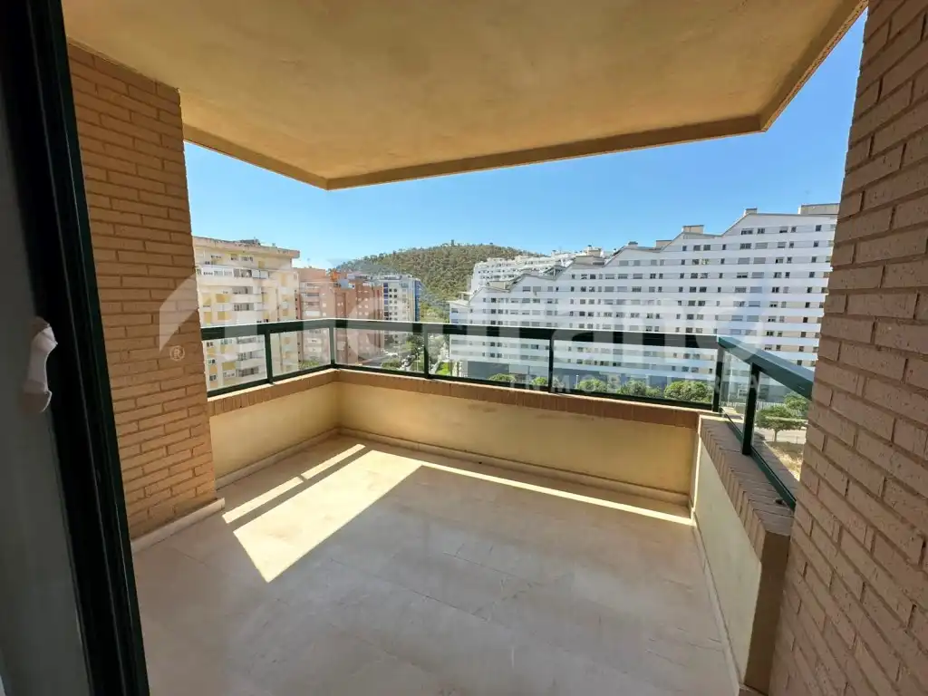 Terrassa de Pis en venda en Villajoyosa / La Vila Joiosa amb Aire condicionat, Calefacció i Jardí privat