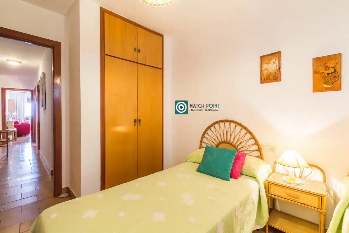 Bedroom of Flat for sale in Almuñécar  with Furnished