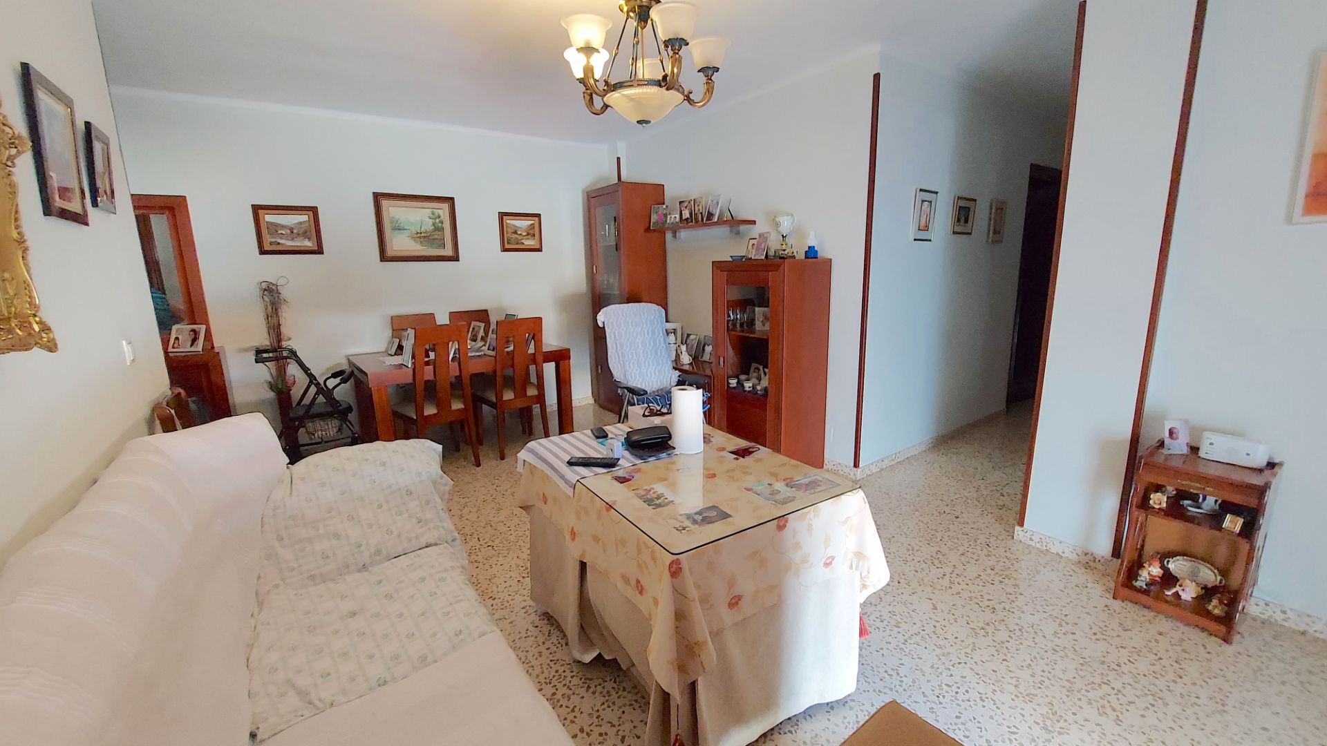 Living room of Flat for sale in Vélez-Málaga  with Furnished