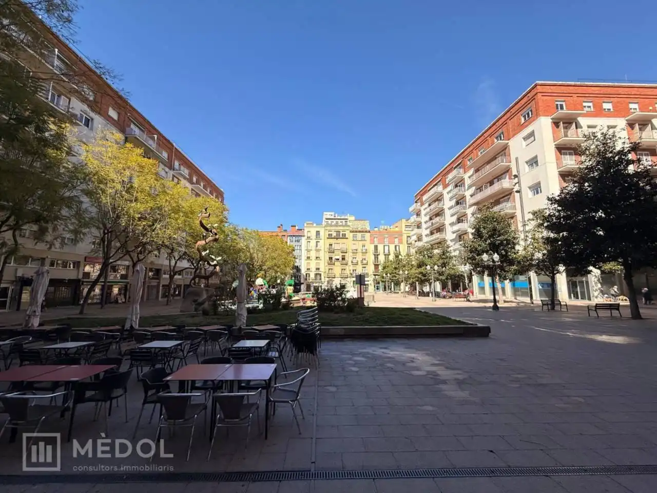 Local commercial en cession à Plaza Mossèn Cinto Verdaguer, imagen 3