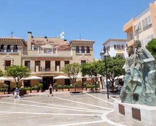 Vista exterior de Apartament en venda en Fuengirola amb Aire condicionat, Terrassa i Balcó