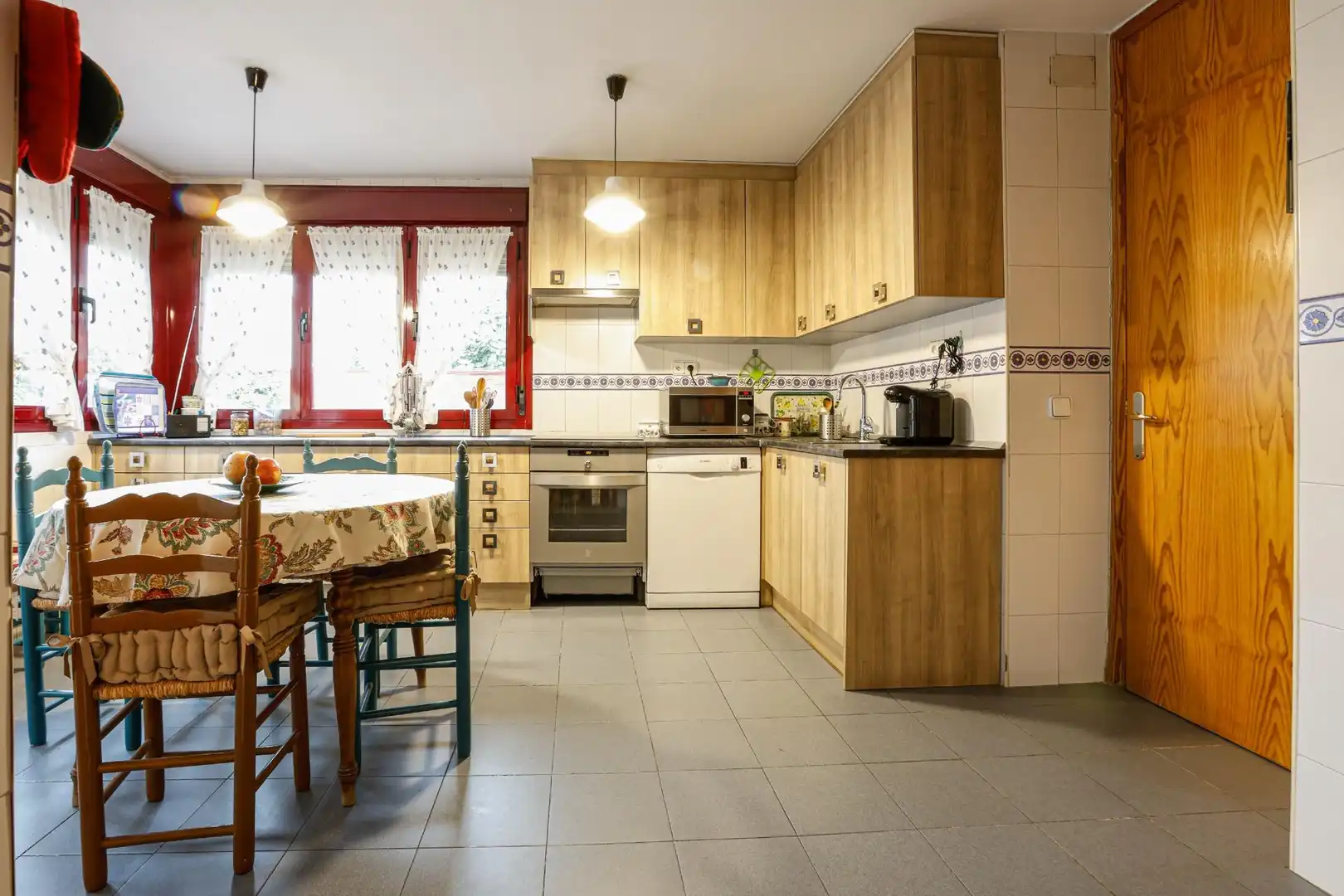 Kitchen of Houses for sale in Valdemoro  with Private garden, Terrace and Storage room