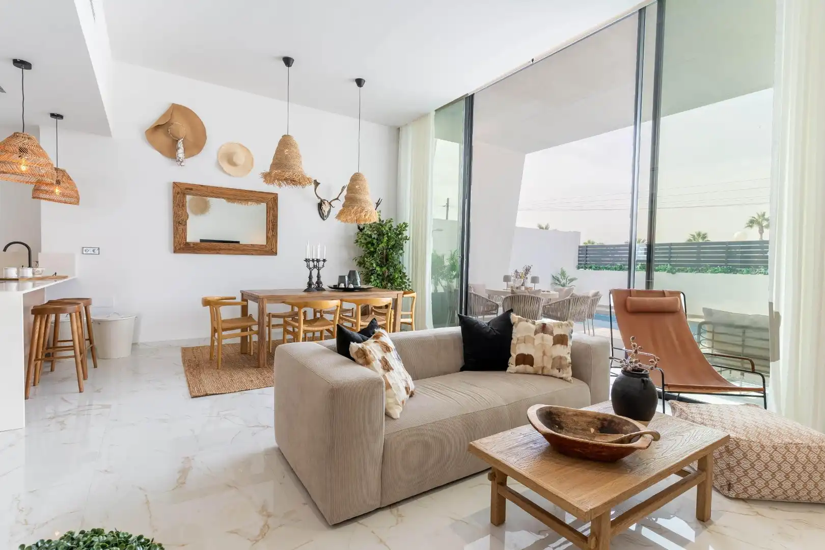 Sala d'estar de Casa o xalet en venda en Torrevieja amb Aire condicionat, Calefacció i Jardí privat