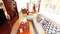 Living room of Flat for sale in Sant Adrià de Besòs  with Air Conditioner, Heating and Terrace