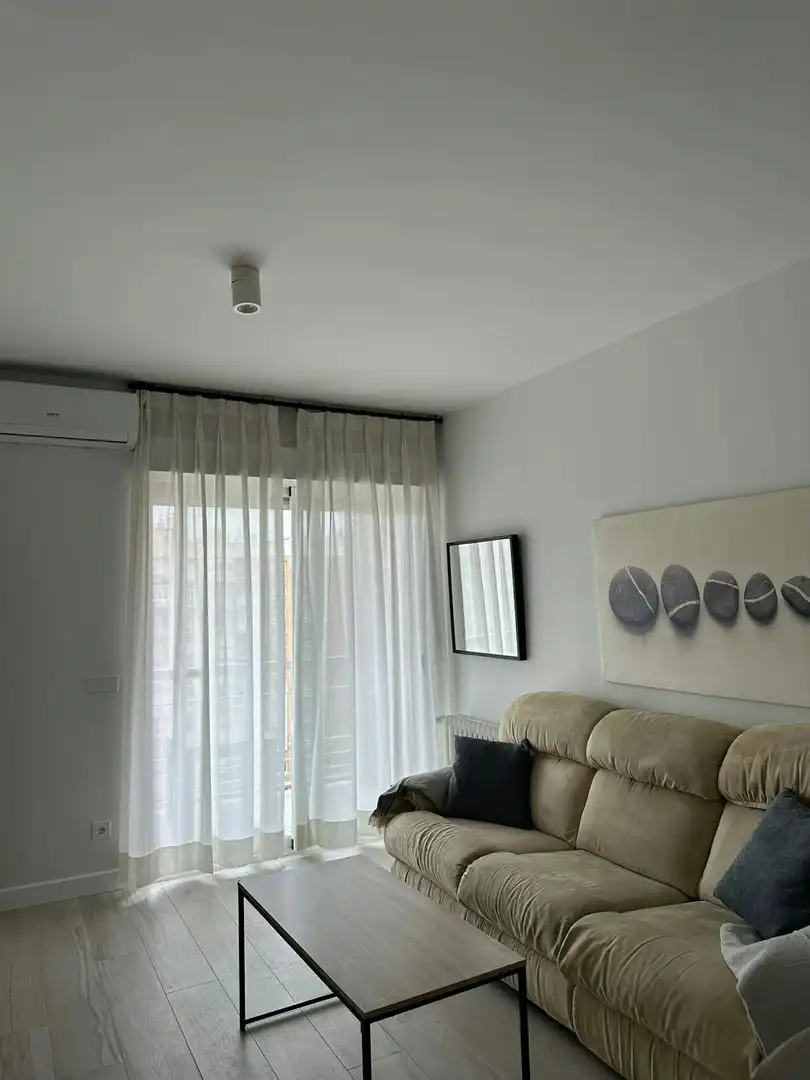 Piso de alquiler en N/A, Cuatro Caminos - Azca