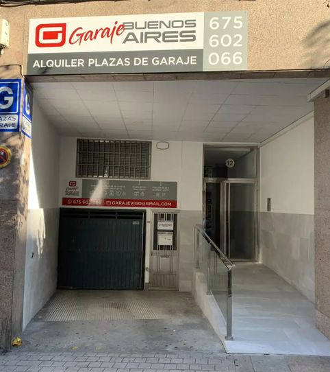 Foto 2 de Garaje de alquiler en Rúa Travesía de Vigo, 12, Fátima, Vigo