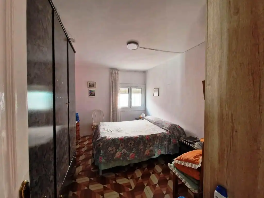 Dormitori de Casa o xalet en venda en Alcampell amb Jardí privat, Terrassa i Balcó