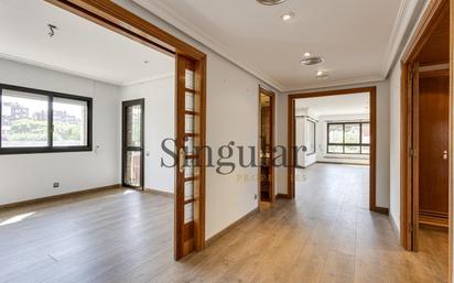 Living room of Flat for sale in  Barcelona Capital  with Air Conditioner, Heating and Terrace