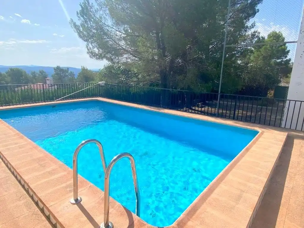 Chalet con piscina en venta en Mogente / Moixent, imagen 2