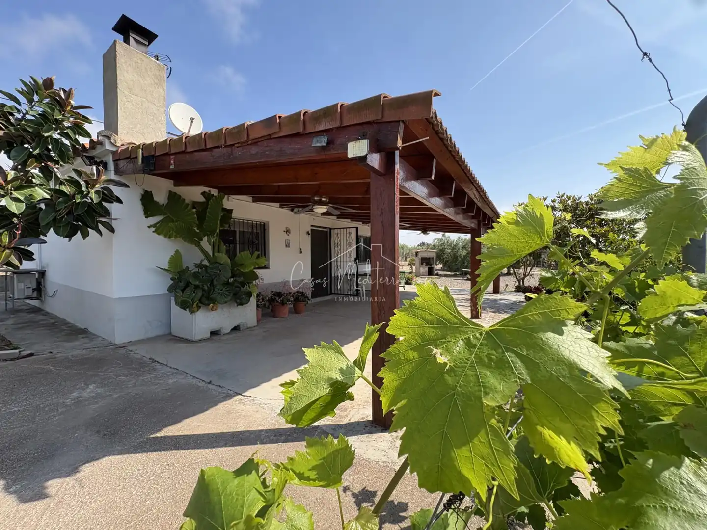 Vista exterior de Finca rústica en venta en Mont-roig del Camp con Aire acondicionado, Calefacción y Jardín privado