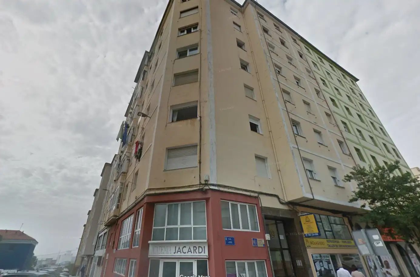 Pis amb terrassa en venda a Calle Alta 83