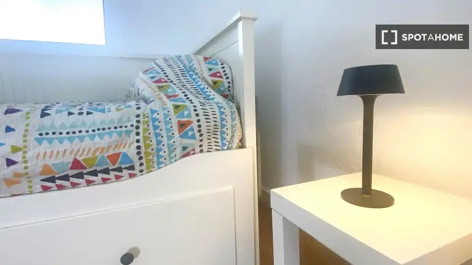 Flat with terrace to rent in Extramurs, imagen 14