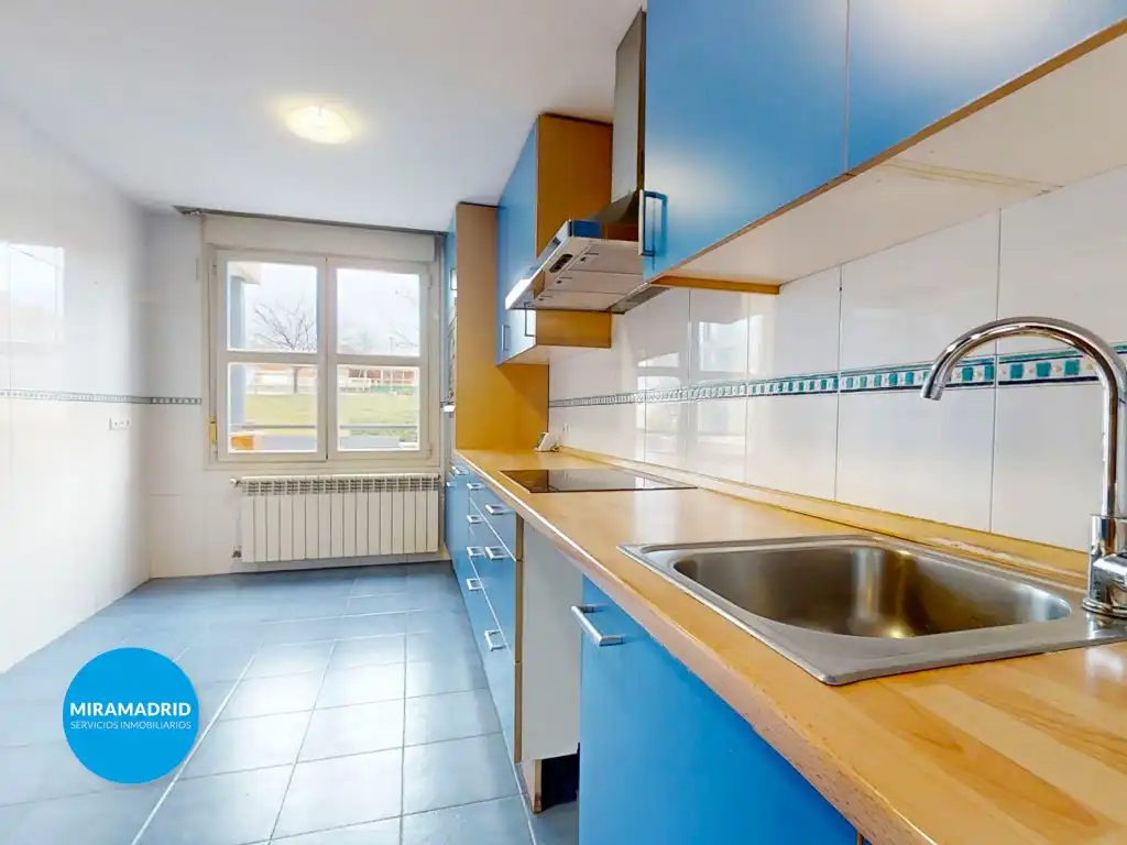 Cocina de Casa o chalet en venta en Paracuellos de Jarama con Piscina