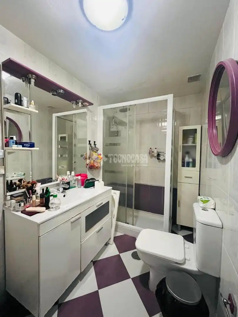 Badezimmer von Wohnung zum Verkauf in Villa de Vallecas