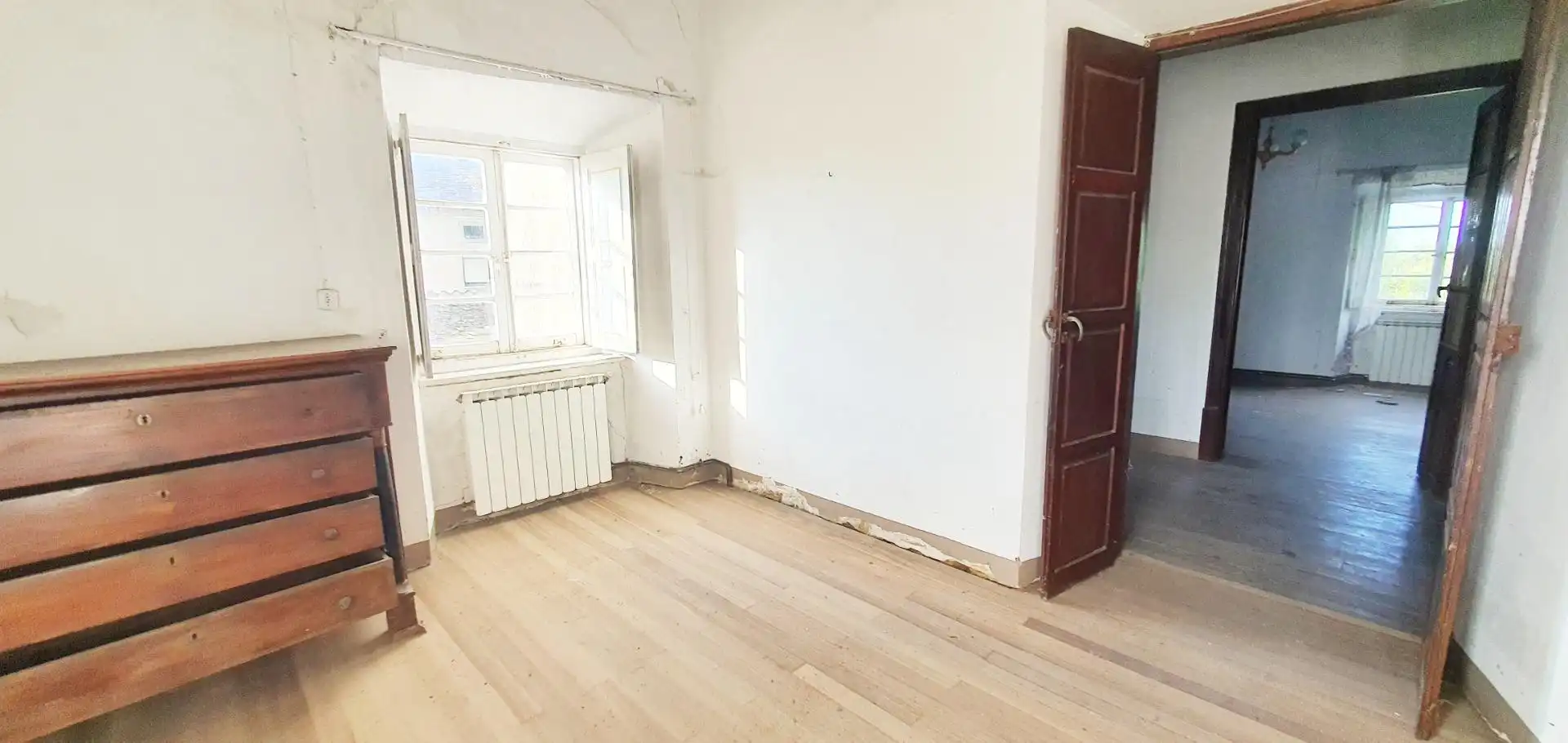 Habitación de Finca rústica en venta en Castropol con Jardín privado, Trastero y Balcón