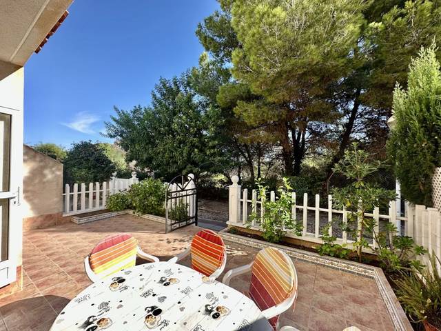 Casa-chalet en Venta en Calle Monte de Santa Pola  en Monte Faro - Altomar II