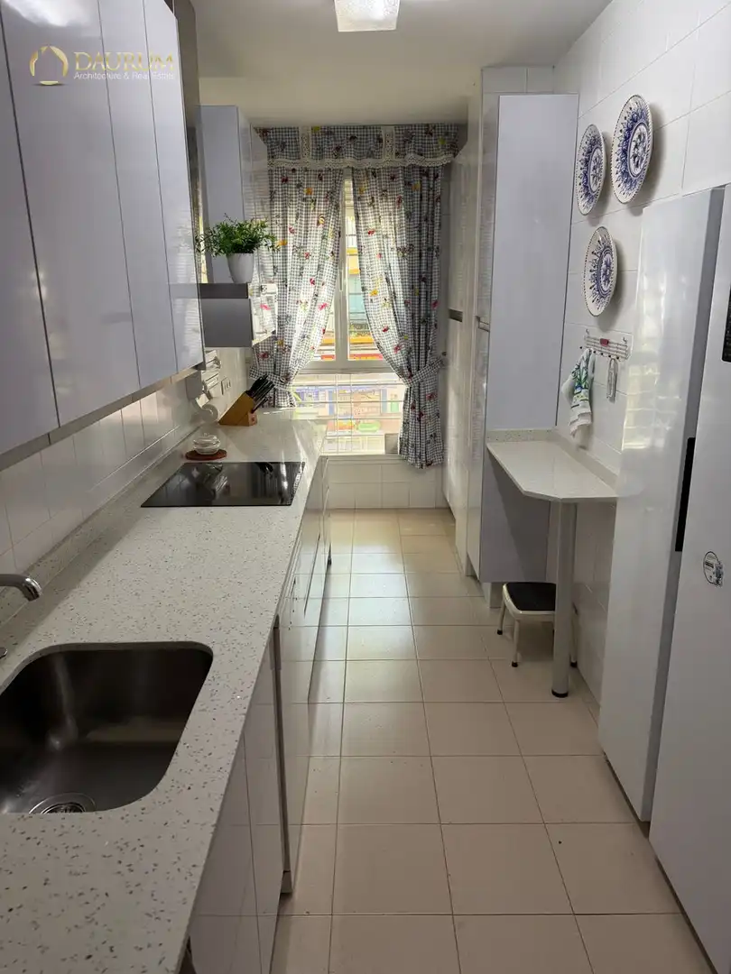 Flat with pool for sale in AVENIDA DE JEREZ, 7, imagen 6