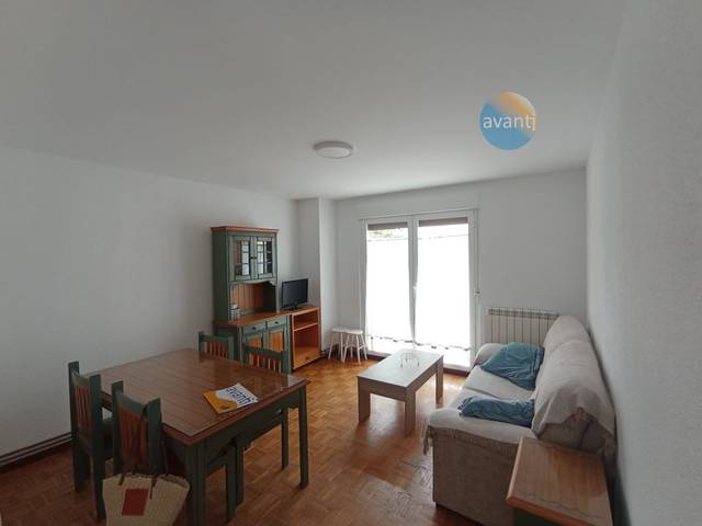 Piso en Alquiler en Universidad - Tenerías