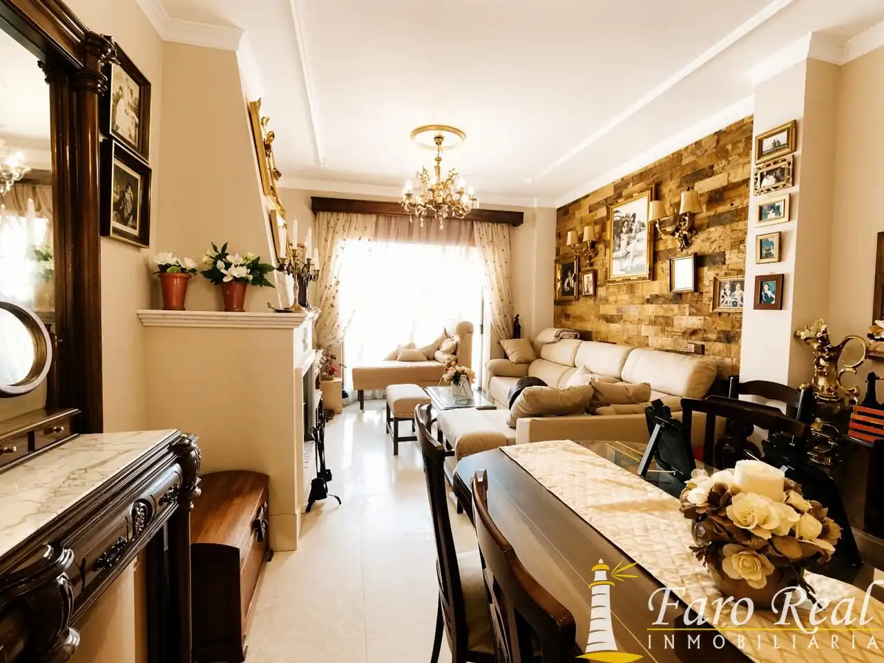 Sala d'estar de Casa o xalet en venda en Sanlúcar de Barrameda
