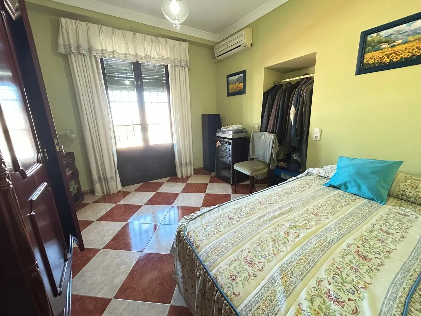 Dormitori de Casa o xalet en venda en Antequera amb Aire condicionat, Calefacció i Traster